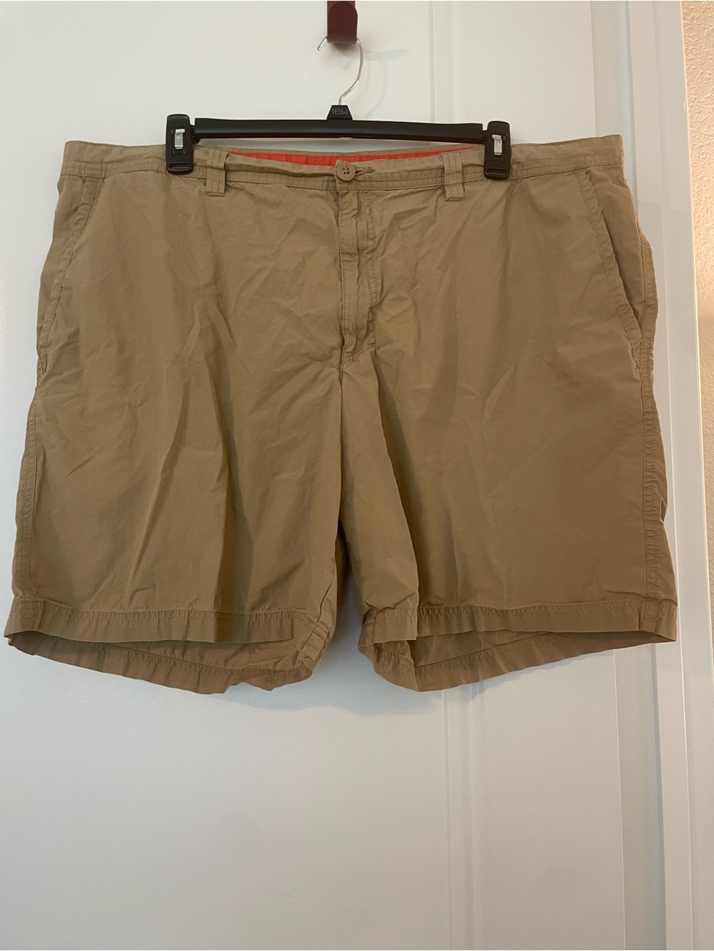 Columbia Men's Tan Flat Front Outdoor Shorts
